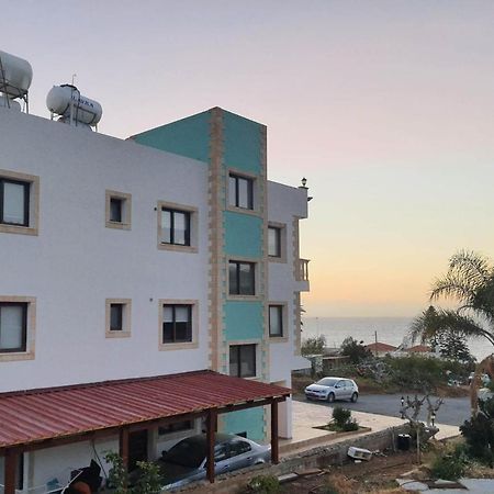 JOANNA SUNSET APTS Pomos Extérieur photo