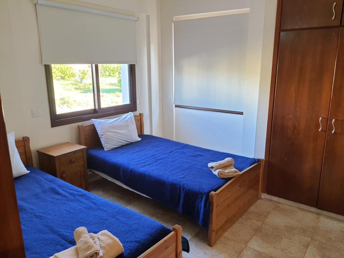 JOANNA SUNSET APTS Pomos Extérieur photo