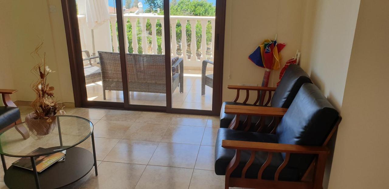 JOANNA SUNSET APTS Pomos Extérieur photo