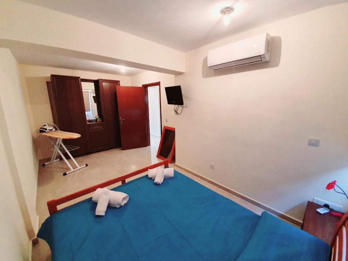 JOANNA SUNSET APTS Pomos Extérieur photo